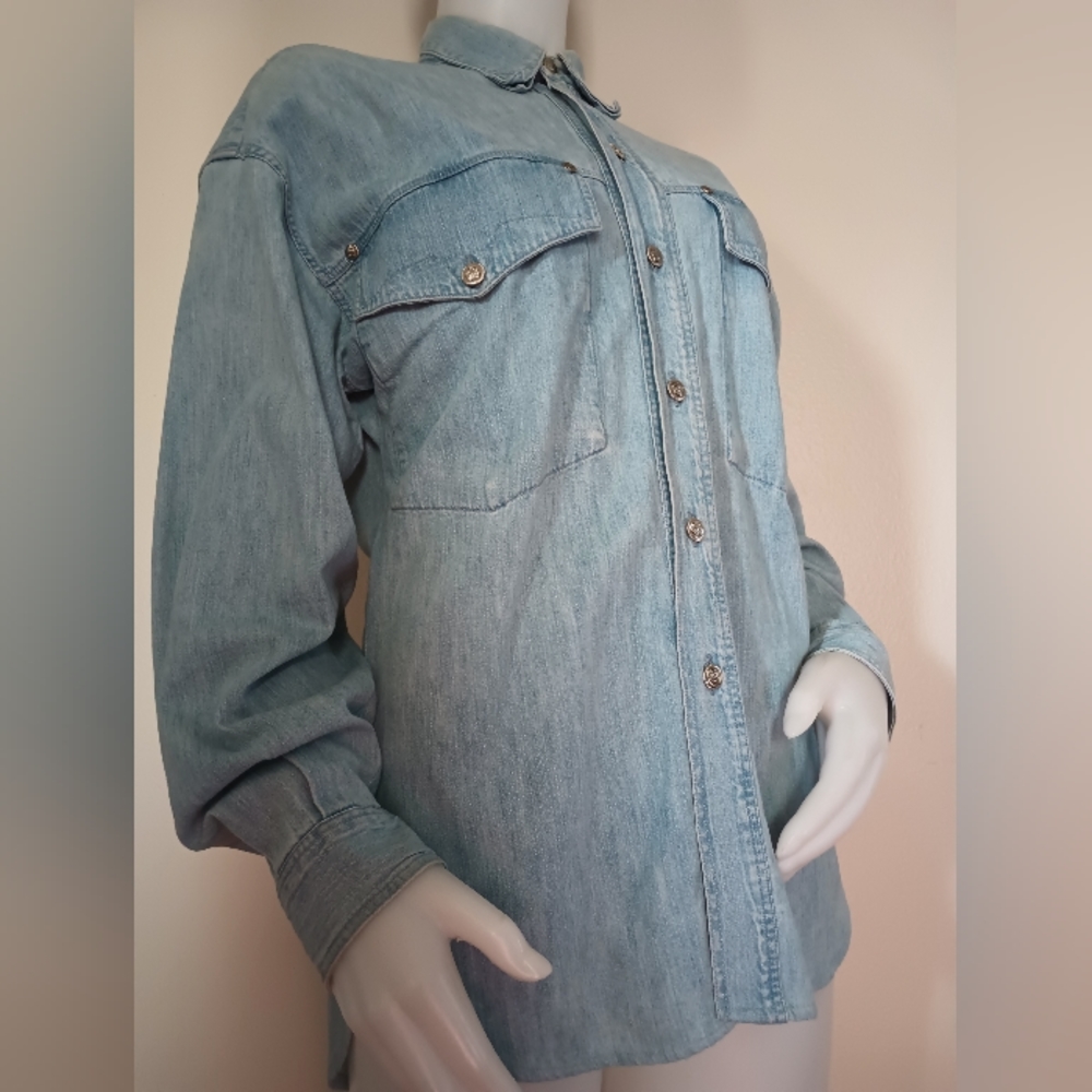 💙 Vintage '90s Versace Denim Western Button-Down Shirt - Picture 8 of 15